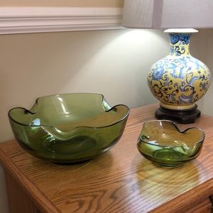 Vintage MCM Green Glass Chip Dip bowls
